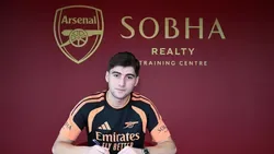 OFICIAL: Arsenal segura avançado georgiano para 2027