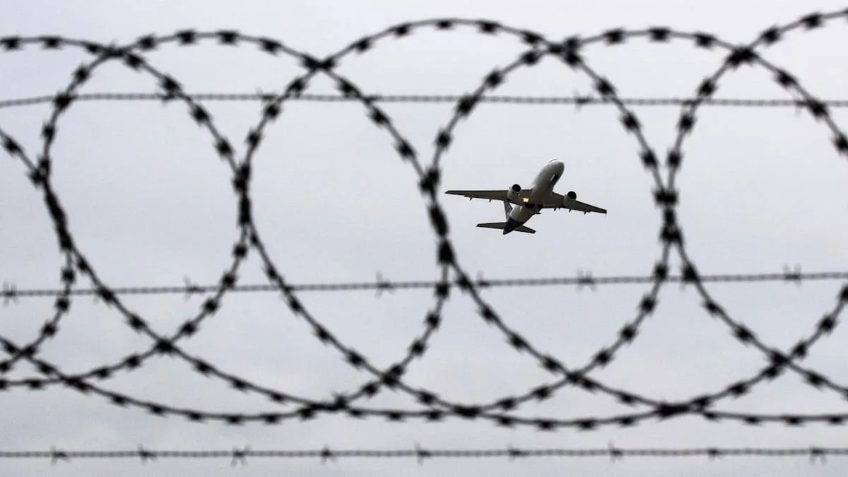 Bundesland charterte 15 Flugzeuge für Abschiebungen von 130 Migranten