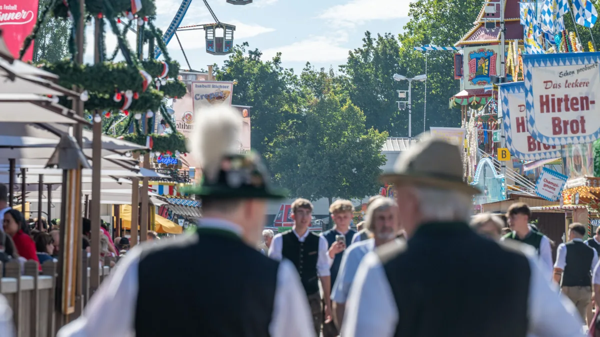Das Oktoberfest beginnt: Deutschland ist in Feierlaune