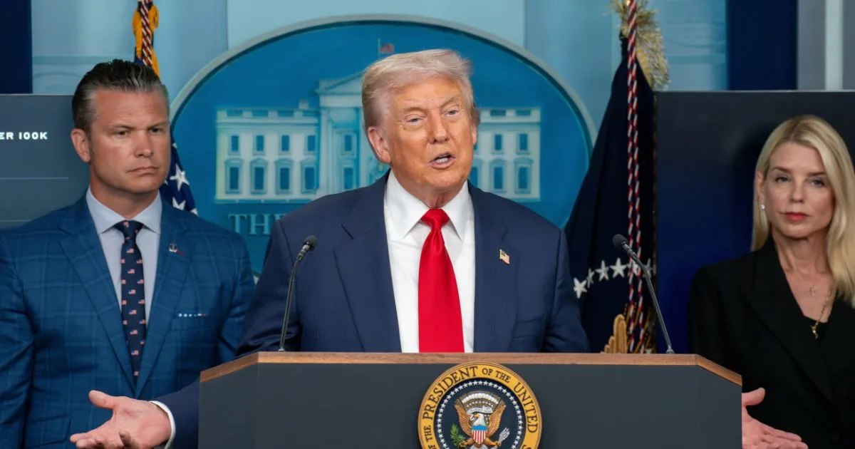 Trump rejeita controle global sobre IA na ONU enquanto Sam Altman pede métricas