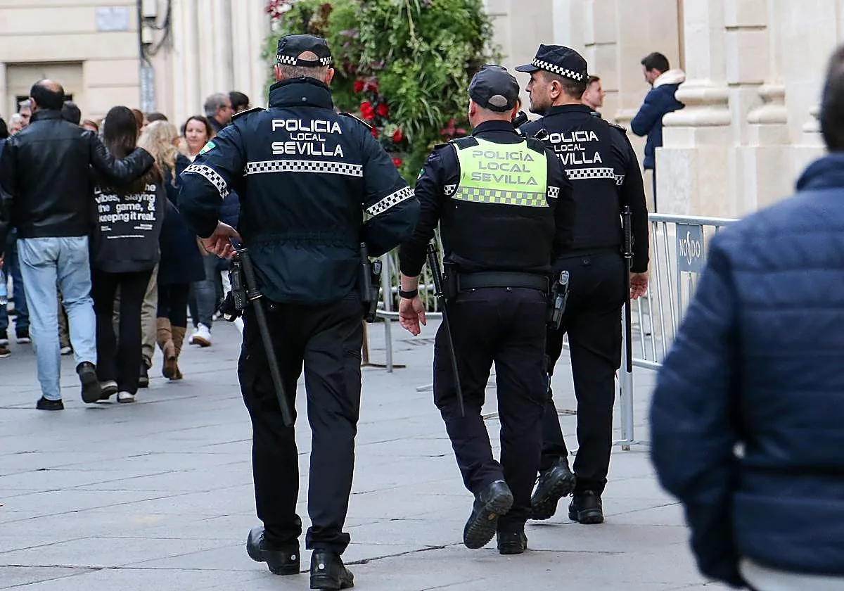 El Ayuntamiento de Sevilla busca pistolas para la Policía Local a 600 euros