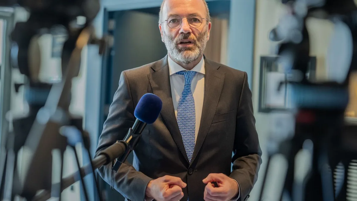 Krise von CDU und CSU: CSU-Vize Weber: Brandmauer ist für Union „Riesenbelastung“