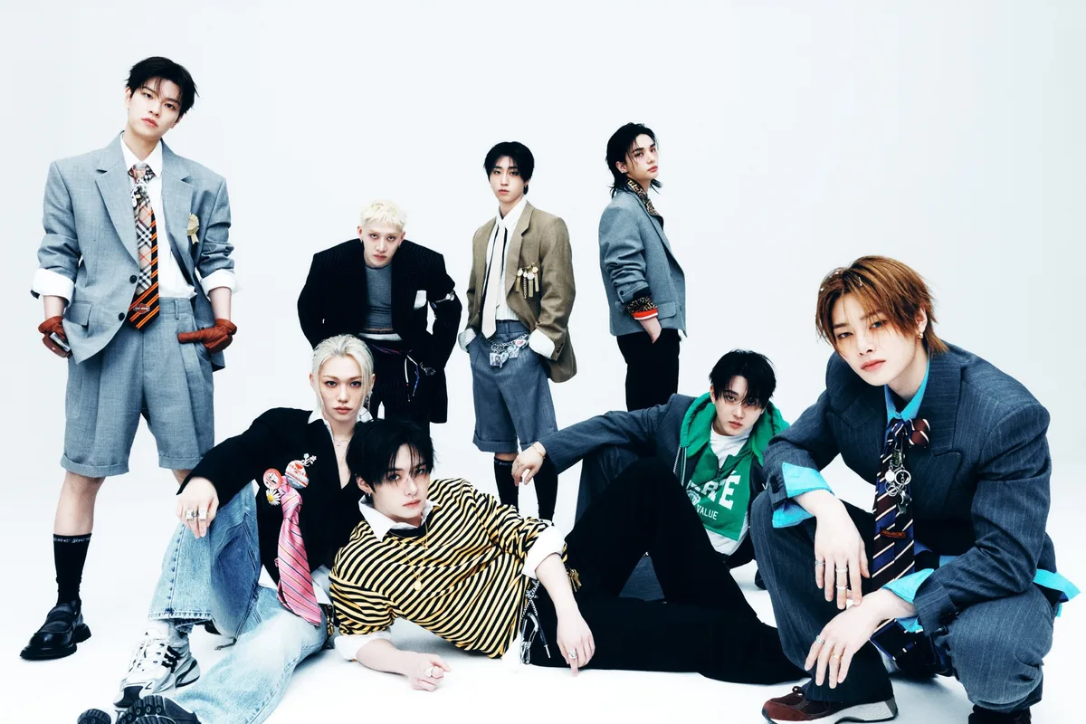 Stray Kids’ “THIS & THAT” Becomes Their 1st Album To Spend 2 Weeks In Top 3 Of Billboard 200