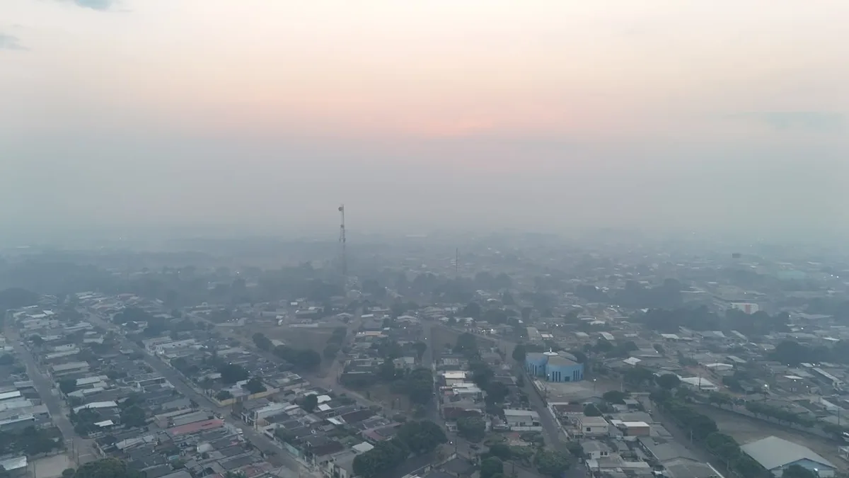 Fumaça de queimadas provoca 82 atendimentos de urgência em Manaus em oito dias, diz Saúde