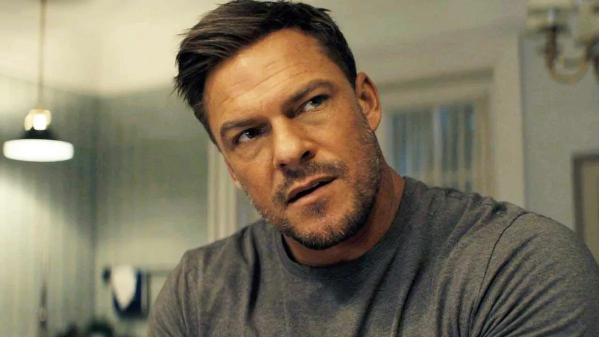"Ils m'ont fait détester la vie !" : Alan Ritchson, la star de Reacher, garde un mauvais souvenir de sa participation à cette saga d'action fantastique culte