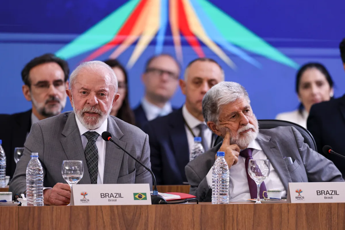 'Escudo das Américas' de Trump tenta impor 'cerco' contra o Brasil sob argumento 'falso' de combate ao crime, diz Amorim