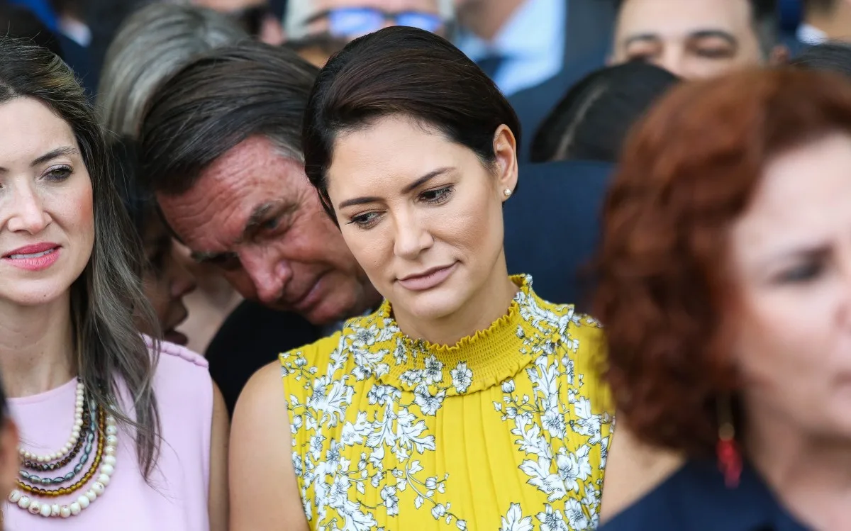 Bolsonaro pede a Moraes liberação de sogros e cunhadas na ausência de Michelle