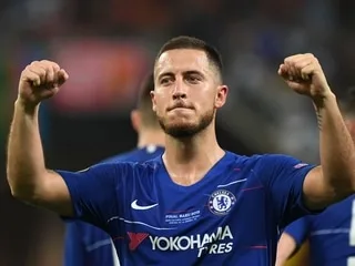 « Vous pouvez enlever votre capuche… » : Eden Hazard tente de passer incognito dans une boutique de Chelsea