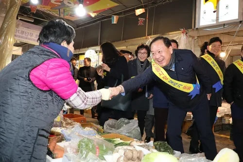 '야시장의 계절'…마포구 전통시장·상점가 축제 줄이어