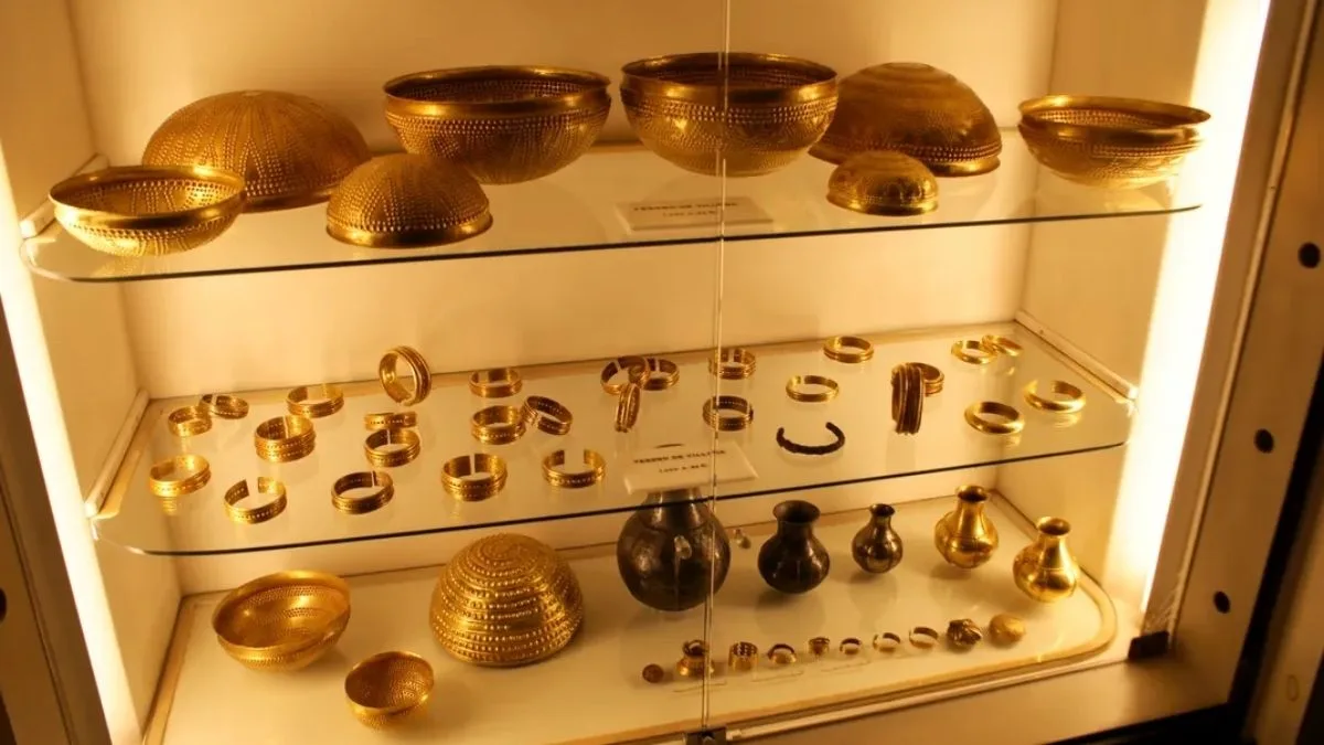 Em assalto-relâmpago, ladrões invadem museu e roubam tesouro milenar de R$ 10,37 milhões em 4 minutos