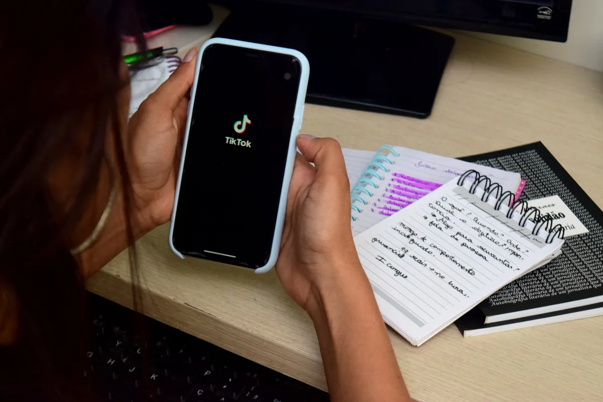 TikTok é multado em R$ 153,7 milhões por falhas no tratamento de dados de menores