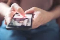 Bumble passa a permitir que homens iniciem conversas; veja mais novidades