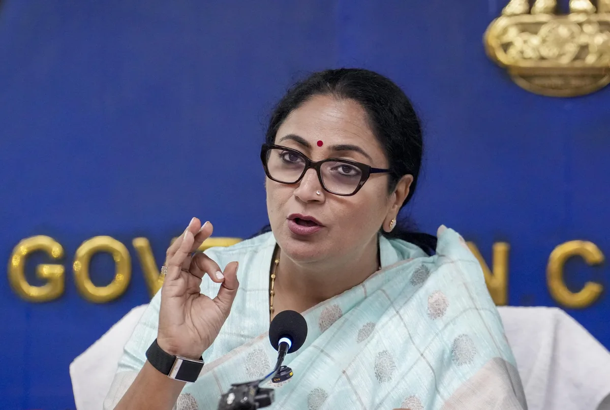 Delhi logs 2,308 H1N1 cases, CM Rekha Gupta calls emergency review meet