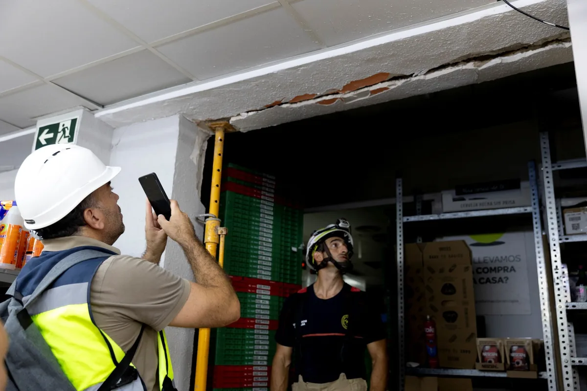 El recuento de los daños por los terremotos en Granada: 32 zonas permanecen afectadas y la policía aún recibe 900 requerimientos al día