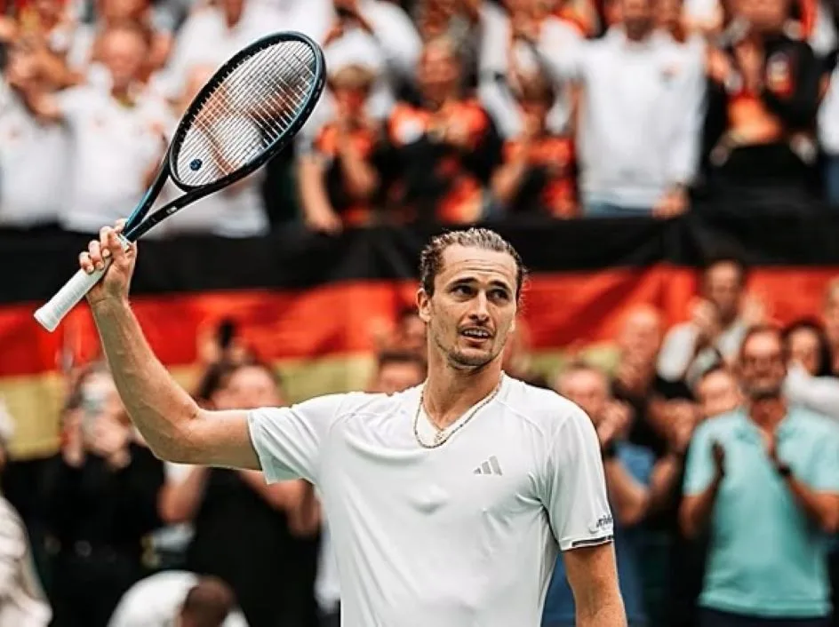 Zverev bate Prizmic e garante Alemanha na fase final da Davis