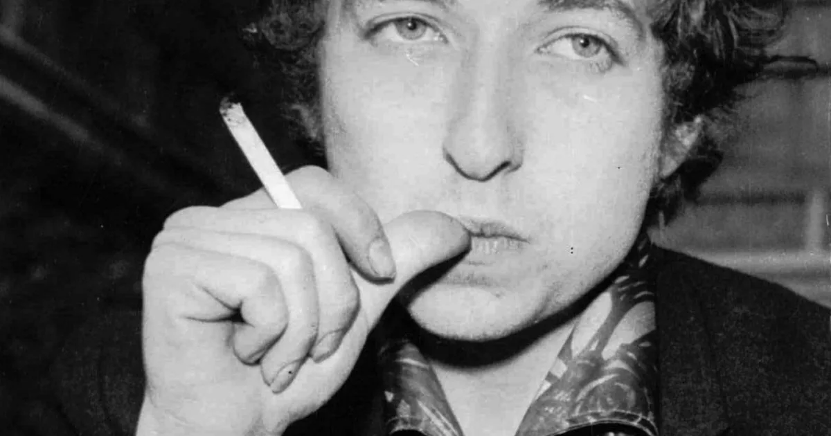 El Papa León XIV, Bob Dylan y la orden de "no lo difundan": la historia secreta detrás del disco maldito del rock