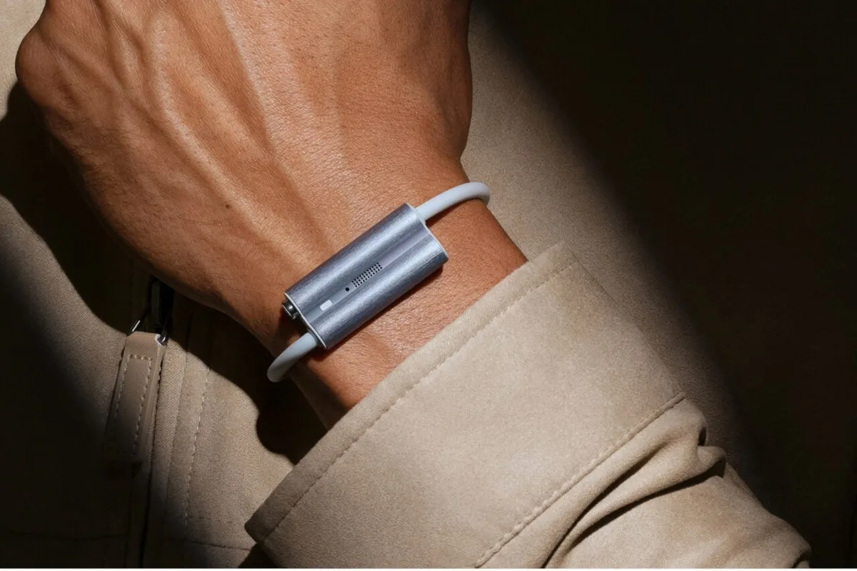 Screenless Luffu Link Is the Next Wearable From the Founders of Fitbit