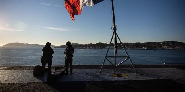 Catapultes américaines : « aucun risque » identifié pour le futur porte-avions français « France-Libre », selon le ministère des armées