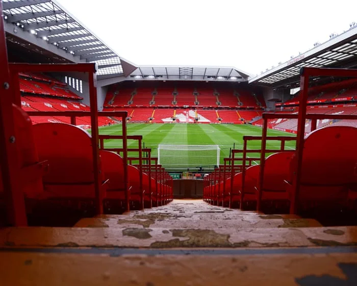 Liverpool v Fulham, Chelsea v Hull City, and more: football clockwatch – live