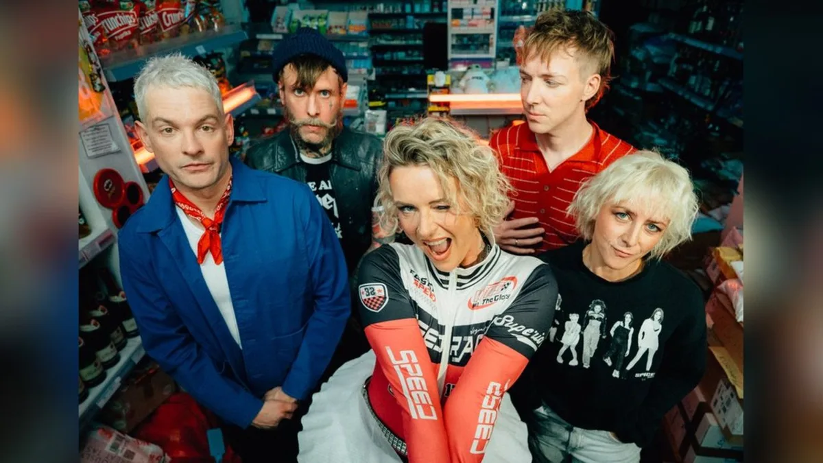 Jennifer Rostock: Rockband kehrt mit Album und Tour zurück
