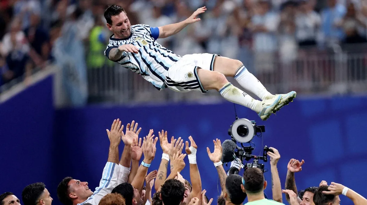 “Eternamente gracias, capitán”: los mensajes de los jugadores de la Selección tras el anuncio de Lionel Messi