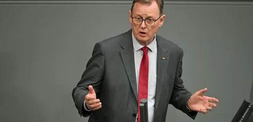 Linke in Berlin: Bodo Ramelow kritisiert parteiinternen Protest gegen Sondierungsvereinbarung