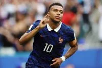 À CNN, Mbappé almeja primeira Bola de Ouro: “Todo jogador quer vencer”