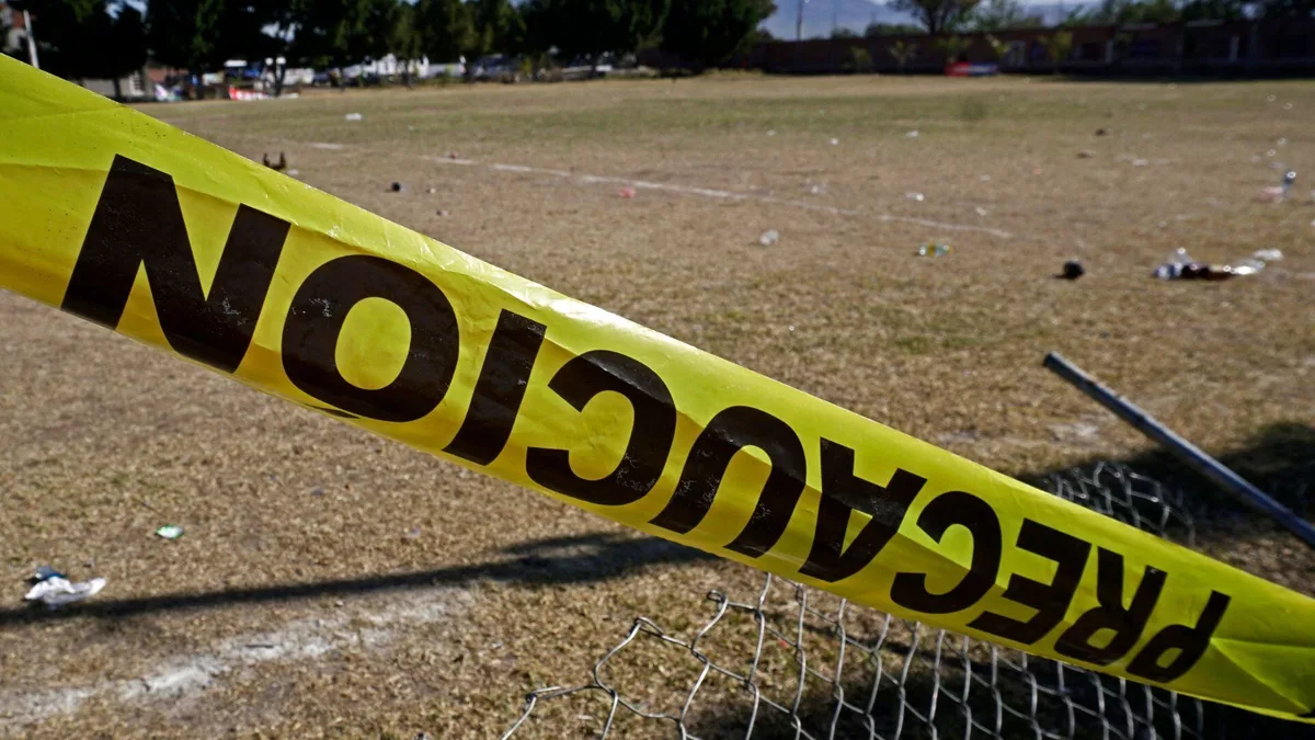 Capturan a dos implicados en el ataque armado en campo de futbol en Guanajuato que dejó un muerto y seis heridos