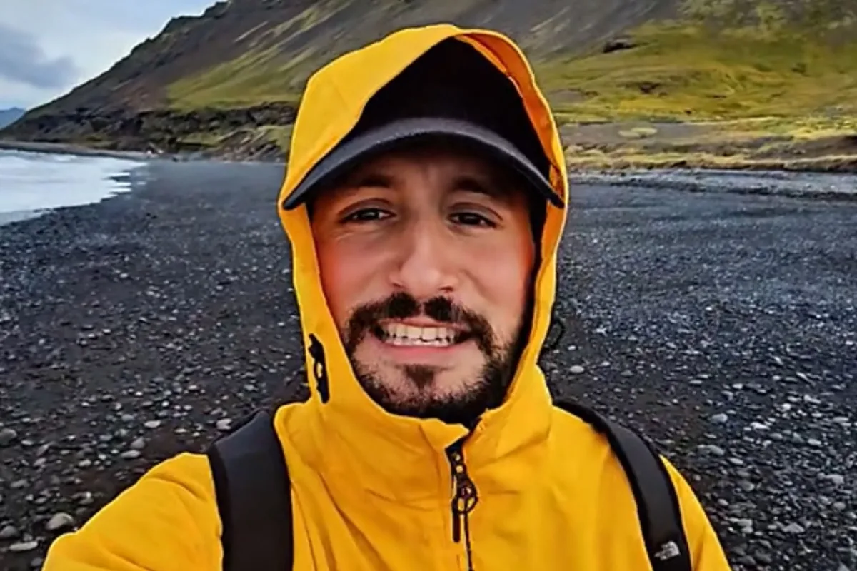 José, español en Islandia: “Aquí está el método 3-2-2; trabajas tres días, descansas dos y trabajas dos”