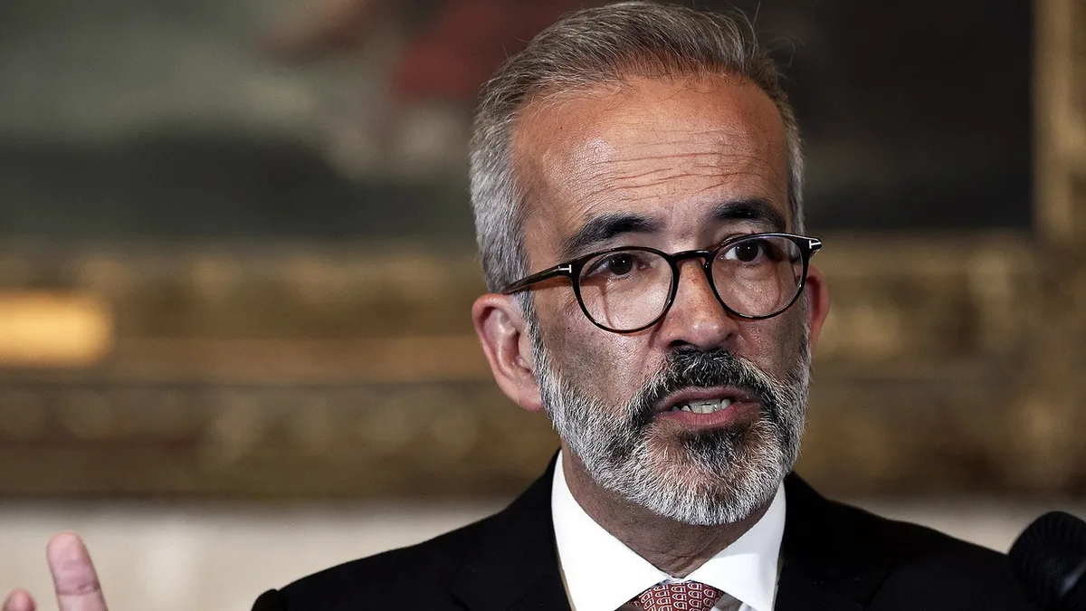 Portugal convoca embaixador russo após ataques na Alemanha