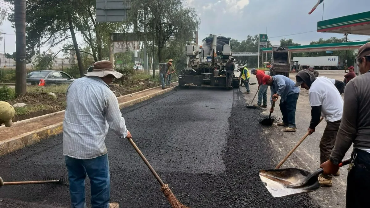 La presidenta Claudia Sheinbaum y la gobernadora Delfina Gómez anuncian reparación de baches en Edoméx