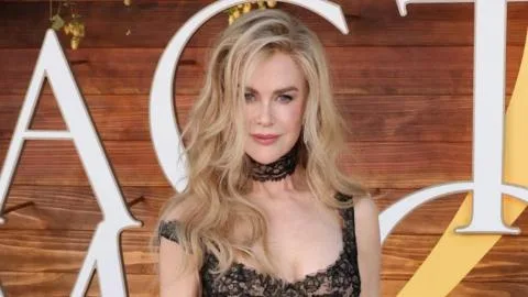 Nicole Kidman estrena el primer diseño de Pieter Mulier para Atelier Versace y anticipa la nueva era de la maison