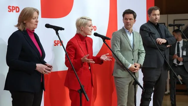 Wahlen in Berlin und Mecklenburg-Vorpommern: Manuela Schwesig möchte mit Grünen und Linken verhandeln