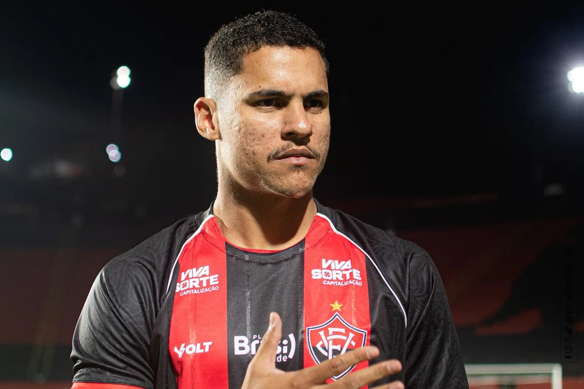 Saiba como vazamento do Sport ajudou Vitória a contratar Alex Bruno
