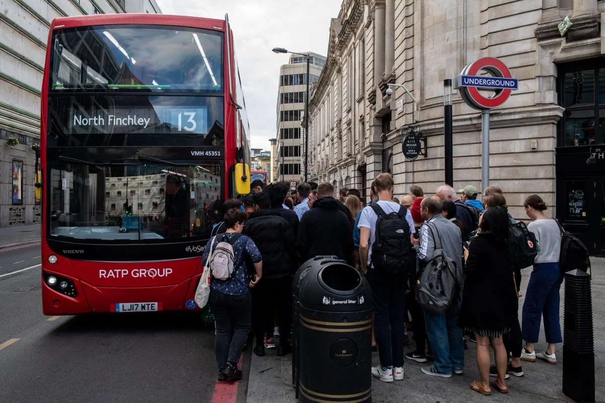 How will Burnham’s ban on ‘headphone dodgers’ on public transport work?