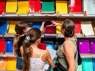 Fournitures scolaires : des prix contenus pour cette rentrée, mais cela ne devrait pas durer