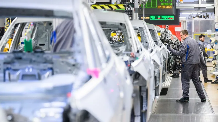 Kriselnder Autobauer: VW-Markenchef kündigt Tempo bei laufendem Sparprogramm an