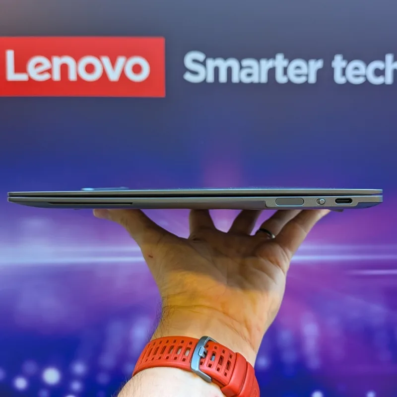 Actualité : Bye les ventilateurs : Lenovo dévoile un PC portable de 1 cm d’épaisseur, sans compromis sur les performances