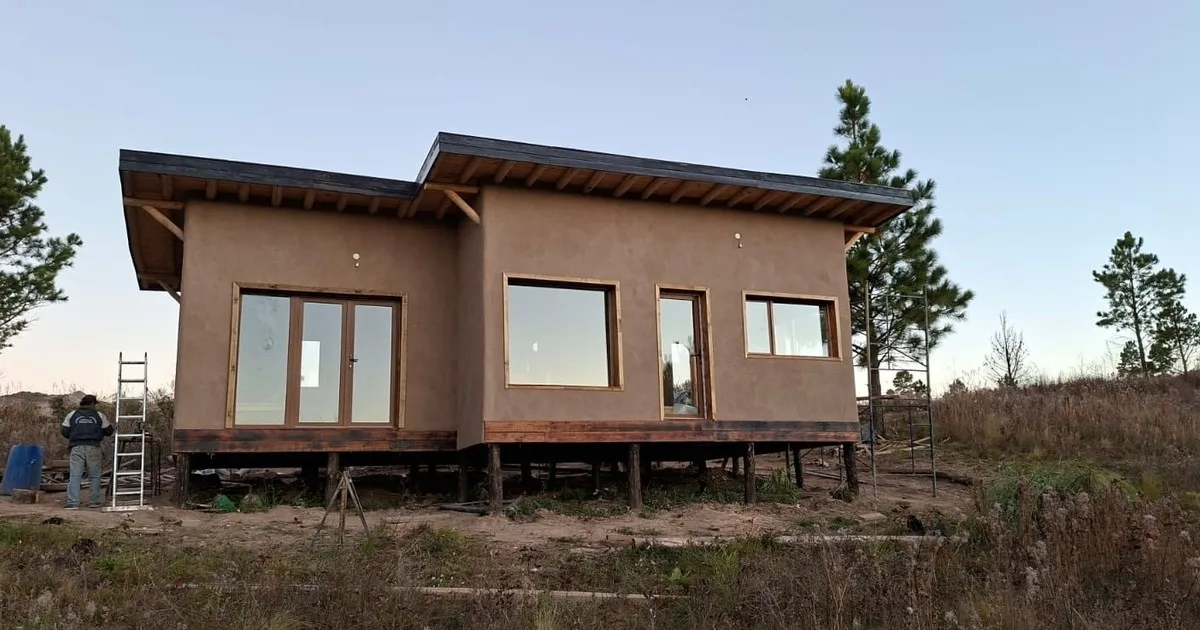 Casas de adobe: la tierra es barata, pero construirlas cuesta desde US$ 1.100 el m²
