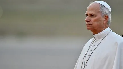 Le pape Léon XIV hospitalisé à Rome pour être opéré du poumon