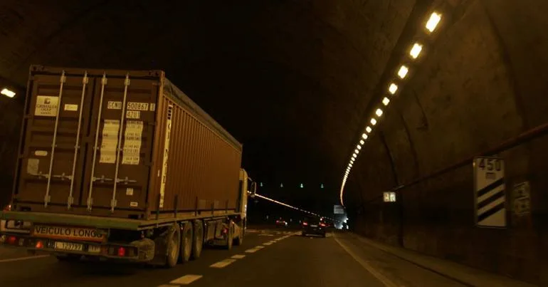 Túnel do Grilo condicionado a partir de segunda-feira