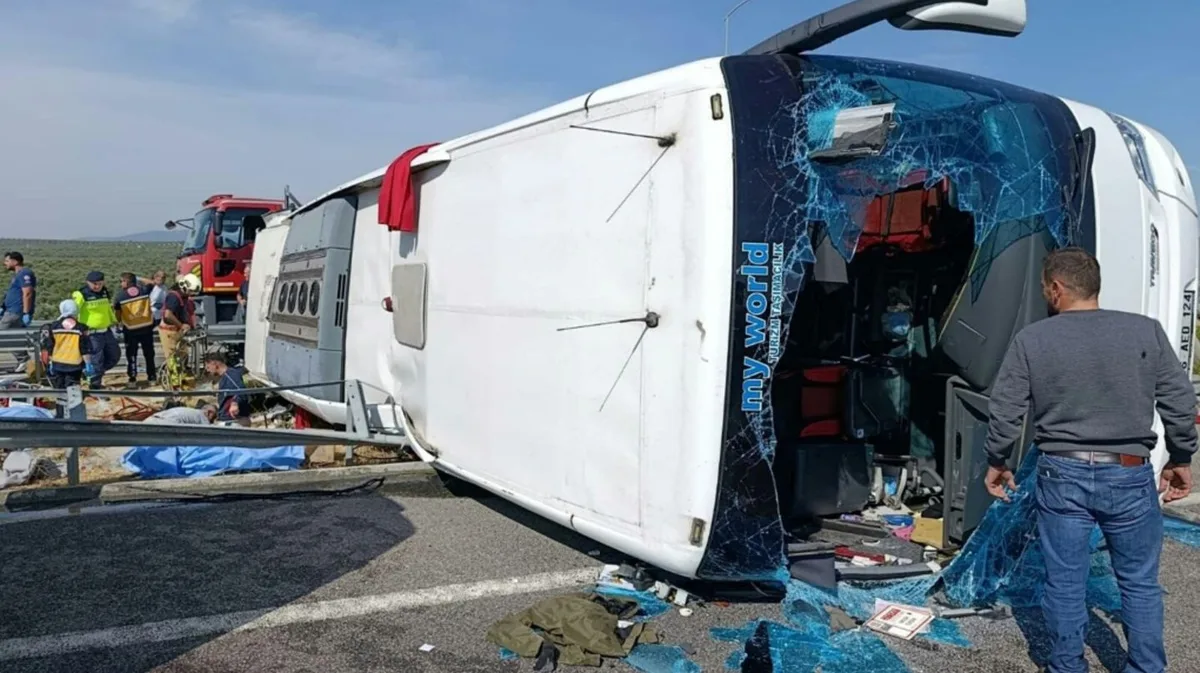 Mindestens elf Tote bei Busunglück in der Türkei