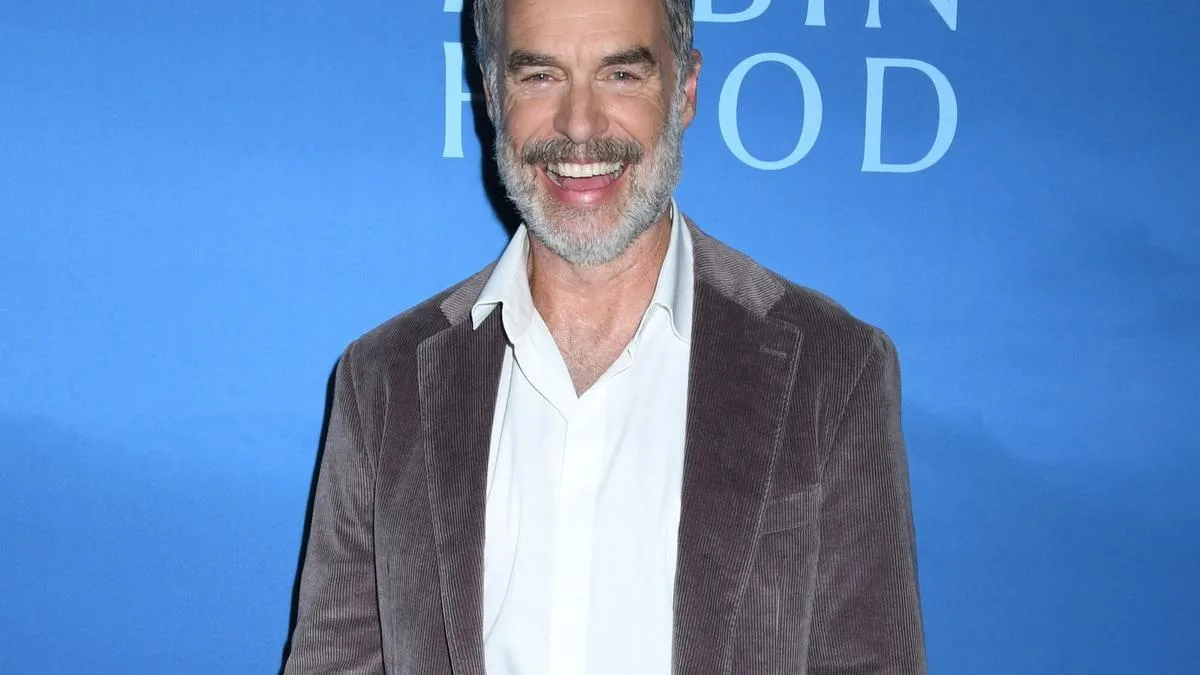 The White Lotus' Murray Bartlett enjoys being naked outside