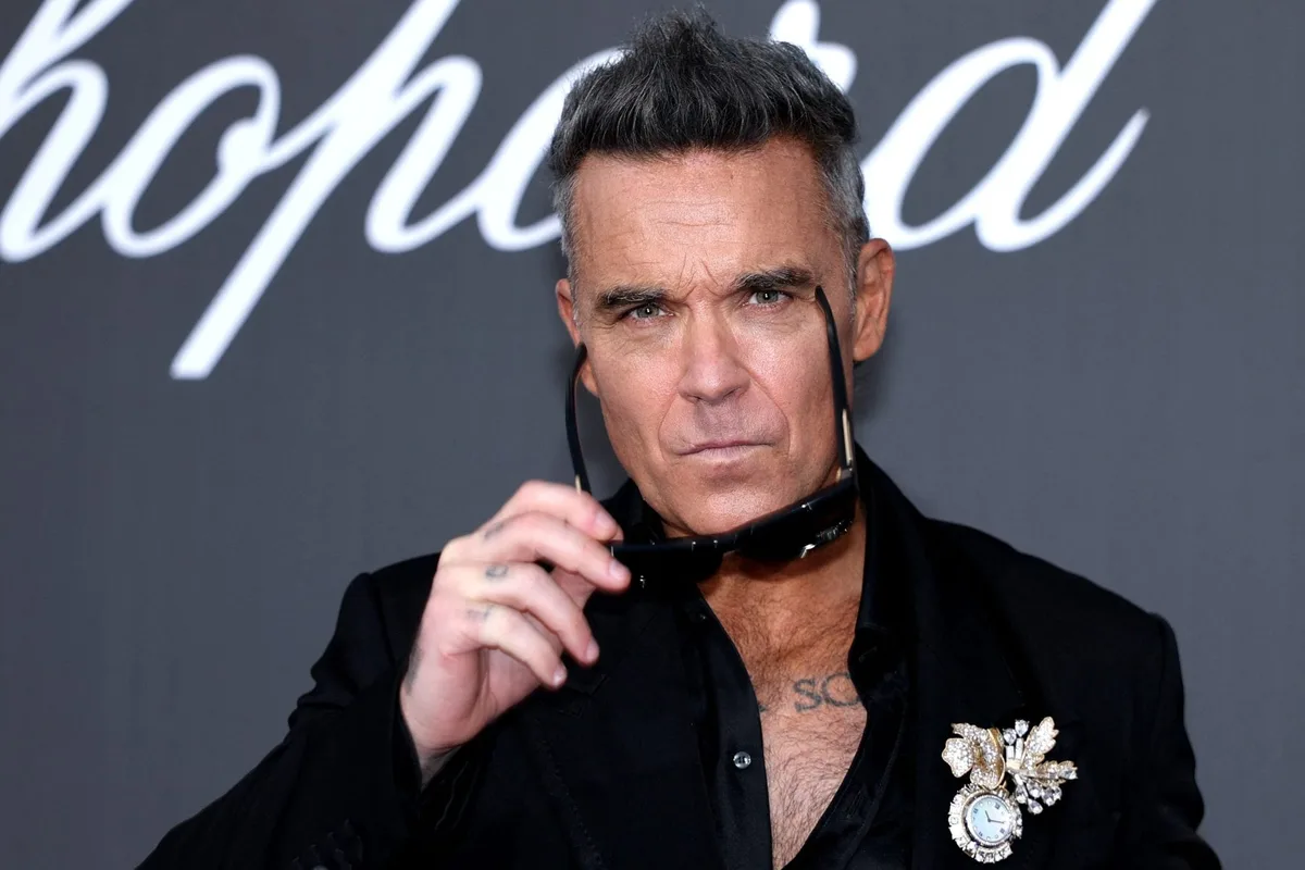 Robbie Williams confesó el más fuerte de sus complejos: “Estoy contemplando la posibilidad de usar una prótesis”