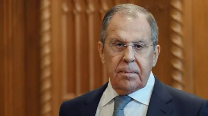 Лавров проводит встречу с главой МИД Саудовской Аравии в Бахрейне