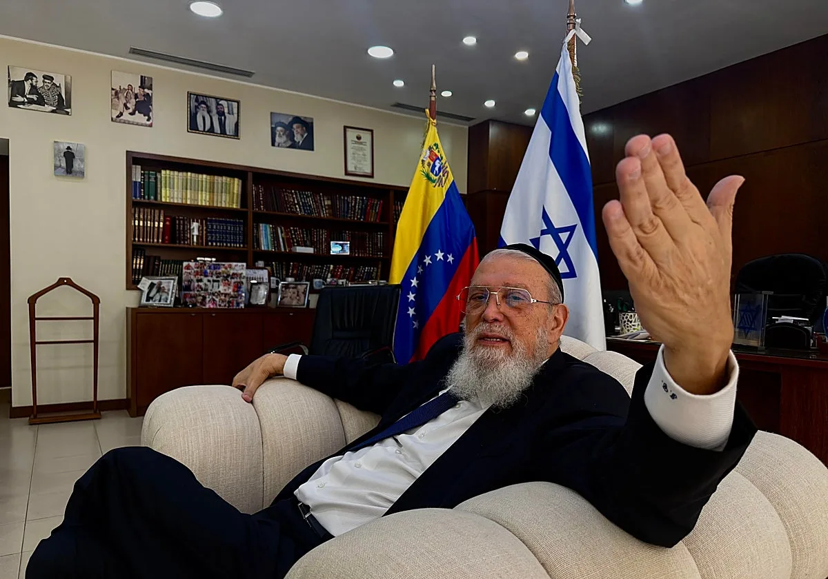 El rabino que reconcilió a Venezuela con Israel observa con estupor a España: «Le pido a Sánchez que rectifique»
