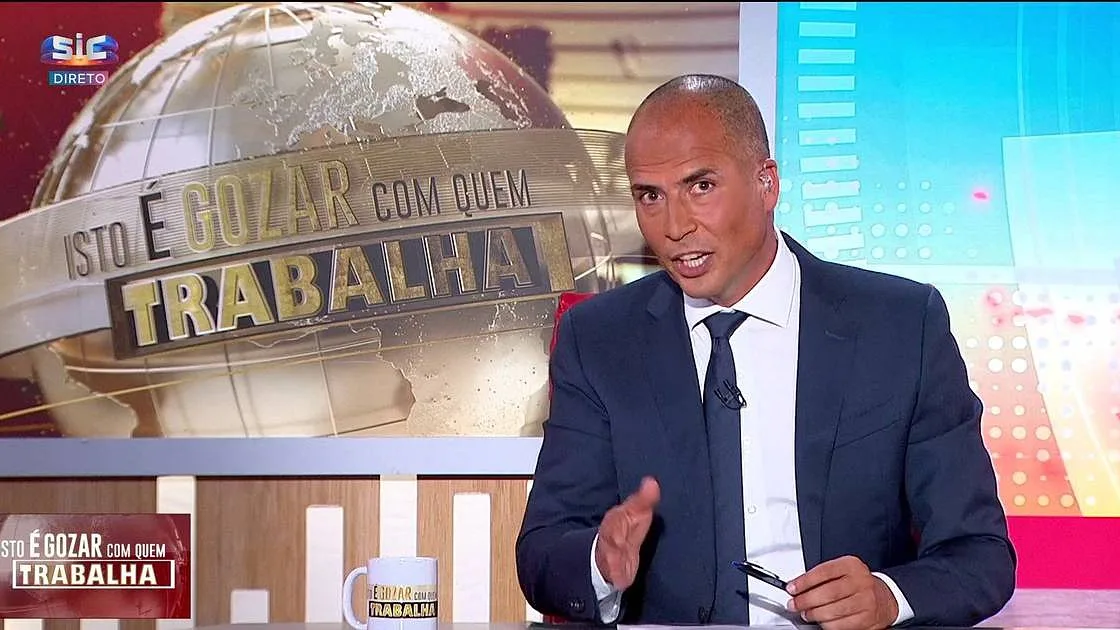 O Chega não é erudito mas parece uma orquestra liderada pelo palermaestro, o chopanças ao lado e uma bancada de Bach nível