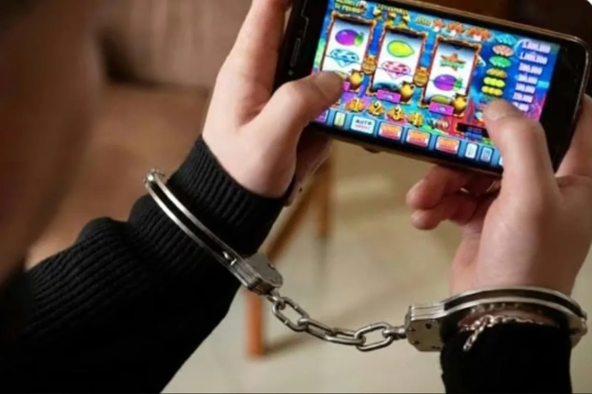 Bloquearon siete plataformas de juego clandestino en las que apostaban menores al operar sin controles de edad