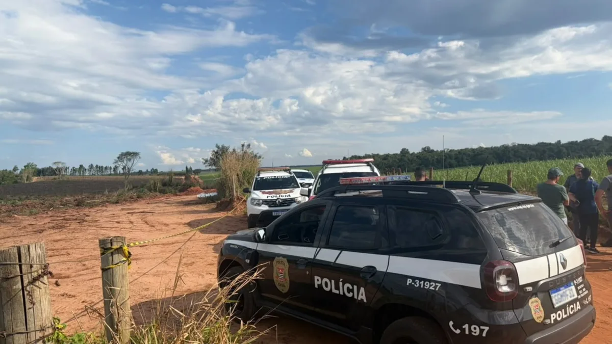 Polícia investiga corpo encontrado em área rural de Piratininga