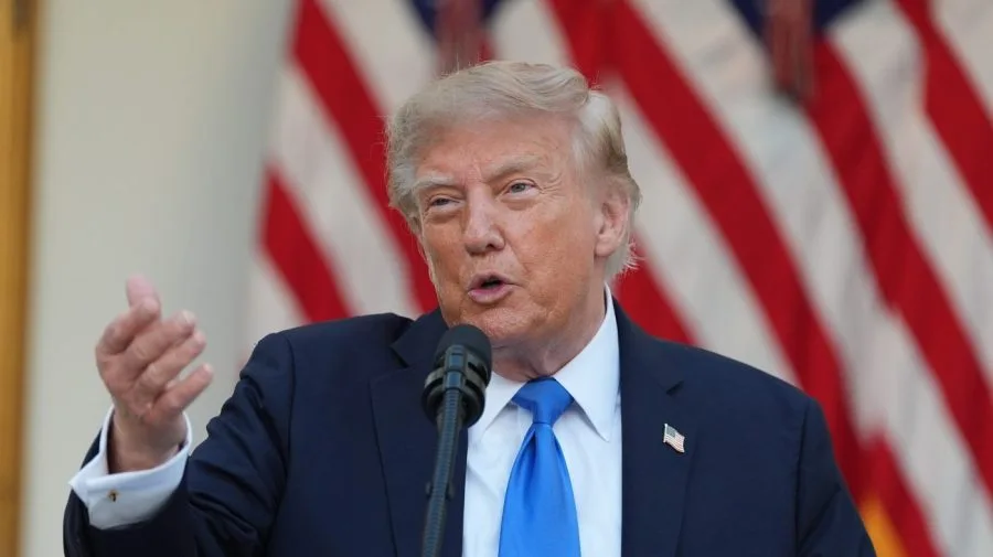 Trump: 'I don't wear a wig'